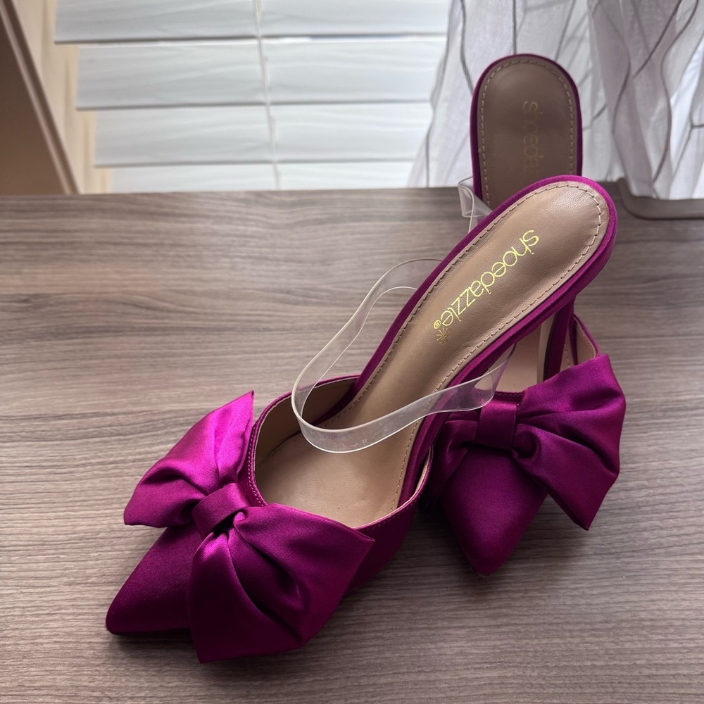 Shoe Dazzle Magenta Bow Heels Size 6 - Picture 8 of 14